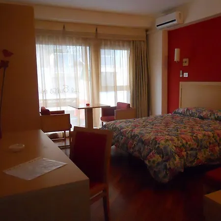 Crossing - & Comforts Bed and Breakfast