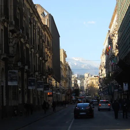 Crossing - & Comforts