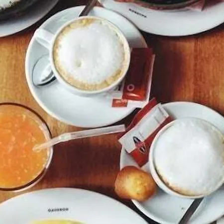 Alojamento de Acomodação e Pequeno-almoço Crossing - & Comforts