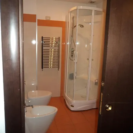 Crossing - & Comforts Catânia