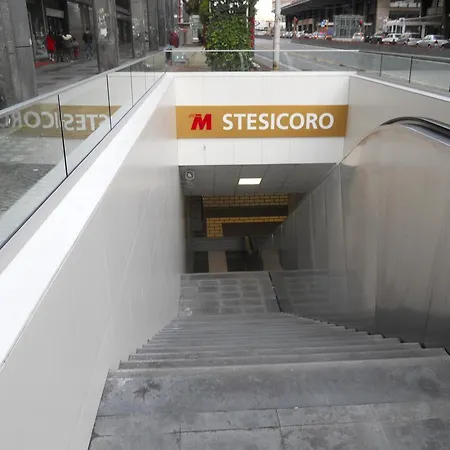 Crossing - & Comforts Alojamento de Acomodação e Pequeno-almoço Catânia