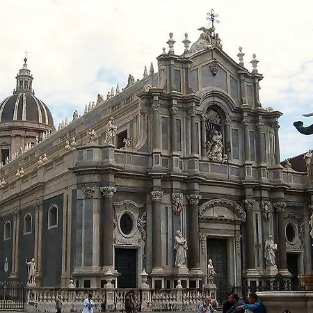 Crossing - & Comforts Bed & Breakfast Catania