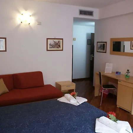 Bed & Breakfast Crossing - & Comforts 2*