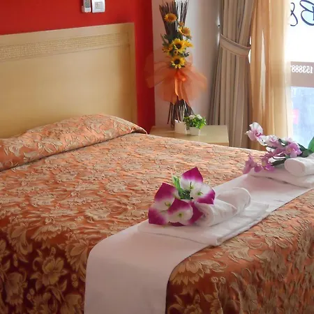 Bed & Breakfast Crossing - & Comforts Catania
