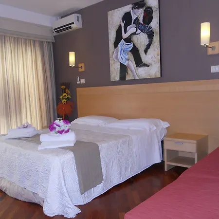 Crossing - & Comforts Bed & Breakfast