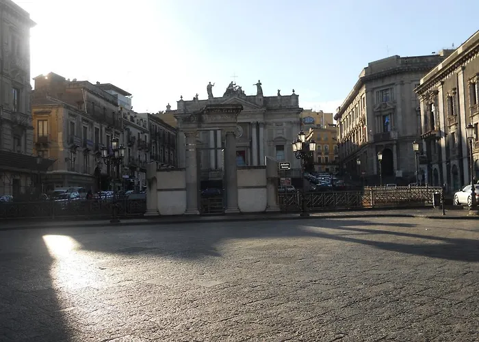 住宿加早餐酒店 舒适客房卡塔尼亚克鲁森住宿加早餐酒店 4*