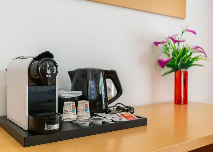 舒适客房卡塔尼亚克鲁森住宿加早餐酒店 4* 卡塔尼亚