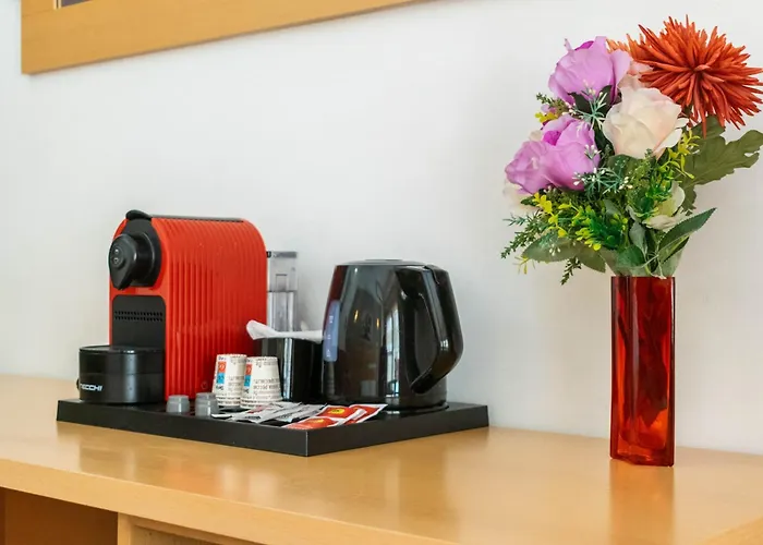 舒适客房卡塔尼亚克鲁森住宿加早餐酒店 住宿加早餐酒店 4*