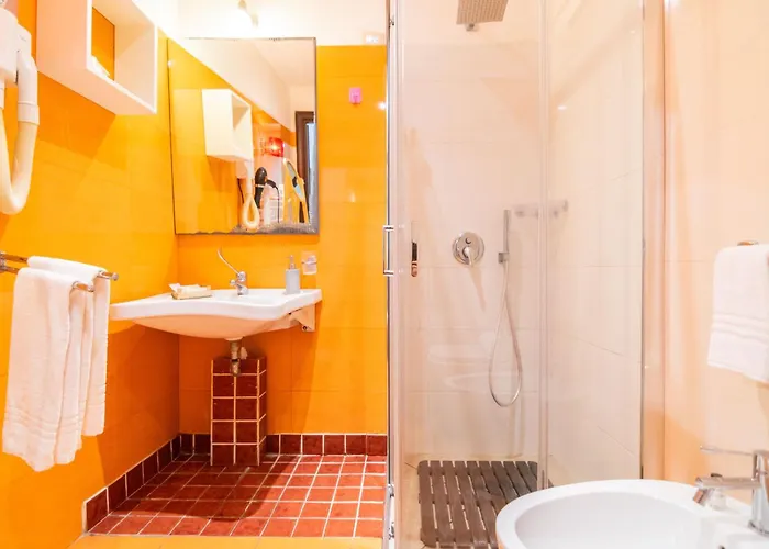 舒适客房卡塔尼亚克鲁森住宿加早餐酒店 住宿加早餐酒店 卡塔尼亚