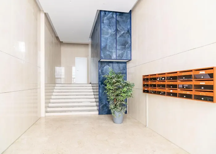 舒适客房卡塔尼亚克鲁森住宿加早餐酒店 4* 卡塔尼亚