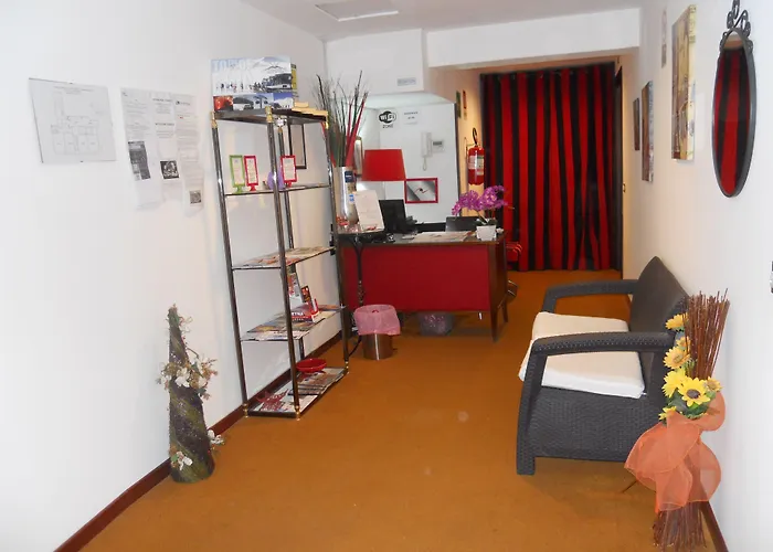 舒适客房卡塔尼亚克鲁森住宿加早餐酒店 住宿加早餐酒店 卡塔尼亚