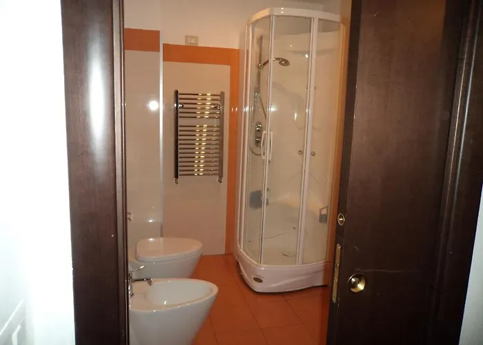 舒适客房卡塔尼亚克鲁森住宿加早餐酒店 卡塔尼亚