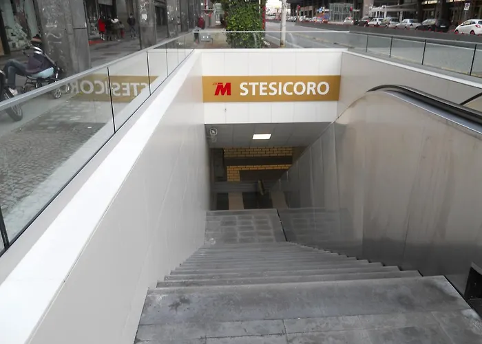 舒适客房卡塔尼亚克鲁森住宿加早餐酒店 住宿加早餐酒店 卡塔尼亚