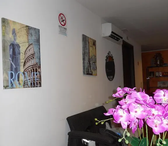 舒适客房卡塔尼亚克鲁森住宿加早餐酒店 住宿加早餐酒店 4*