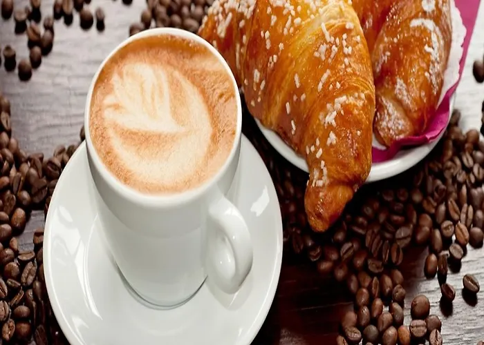 舒适客房卡塔尼亚克鲁森住宿加早餐酒店 4*