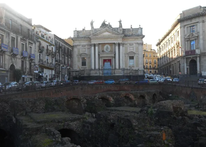 住宿加早餐酒店 舒适客房卡塔尼亚克鲁森住宿加早餐酒店 4*